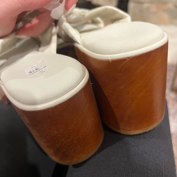 Donna Karan Pure Adalee Platform Sandals size 10 nwot - Picture 3 of 6